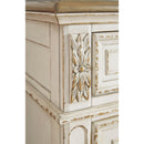 Signature Design by Ashley Realyn 5-Drawer Chest B743-46 IMAGE 5