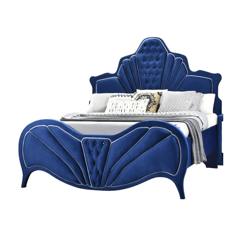 Acme Furniture Dante 24220Q Queen Bed IMAGE 4