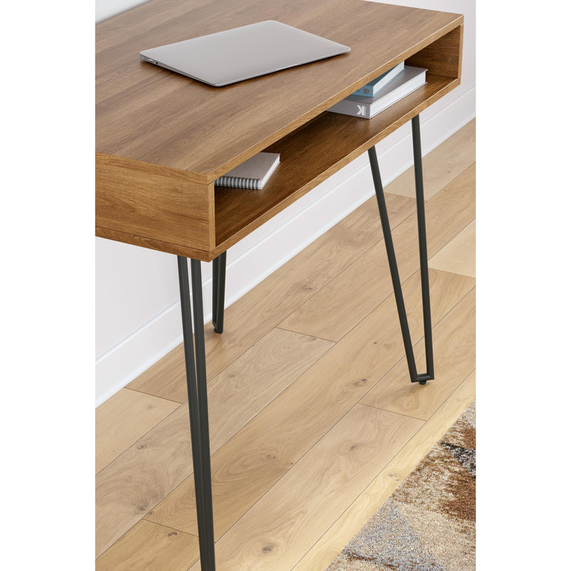 Signature Design by Ashley Strumford H449-10 Home Office Desk IMAGE 5