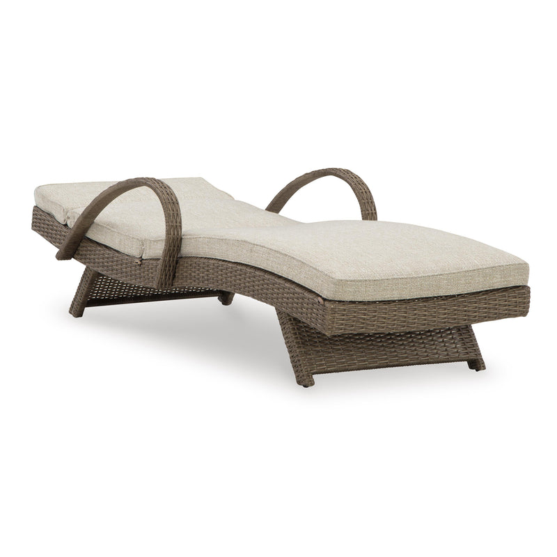 Signature Design by Ashley Beachcroft P791-815 Chaise Lounge with Cushion IMAGE 2