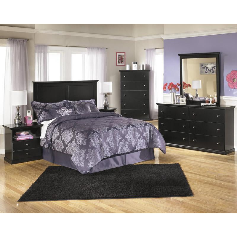 Signature Design by Ashley Maribel B138B43 3 pc King Panel Bedroom Set IMAGE 1