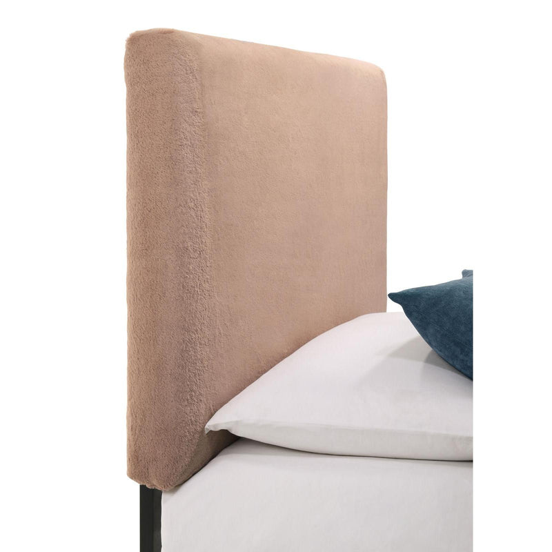 Coaster Furniture Gigi 316030T Rectangular Upholstered Headboard - Blush IMAGE 3