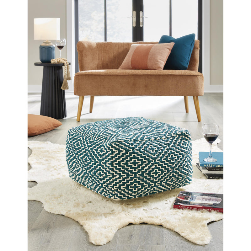 Signature Design by Ashley Brynnsen A1001055 Pouf IMAGE 4