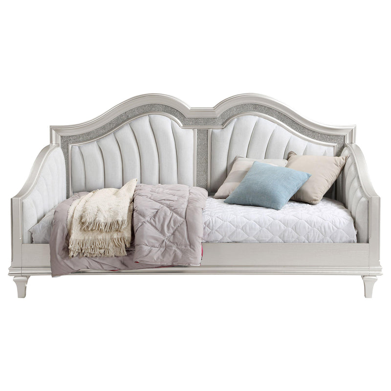 Coaster Furniture Evangeline 360121 Upholstered Twin Daybed with Faux Diamond Trim - Silver/Ivory IMAGE 5