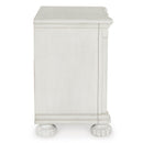 Benchcraft Montelaine 3-Drawer Nightstand B795-93 IMAGE 4